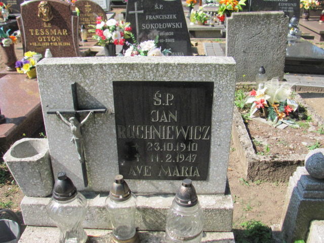 Jan Ruchniewicz 1910 Reda - Grobonet - Wyszukiwarka osób pochowanych