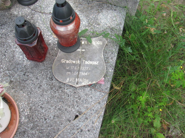 Tadeusz Gradowski 1927 Reda - Grobonet - Wyszukiwarka osób pochowanych