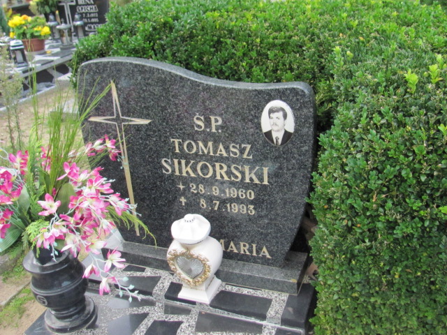 Tomasz Sikorski 1960 Reda - Grobonet - Wyszukiwarka osób pochowanych